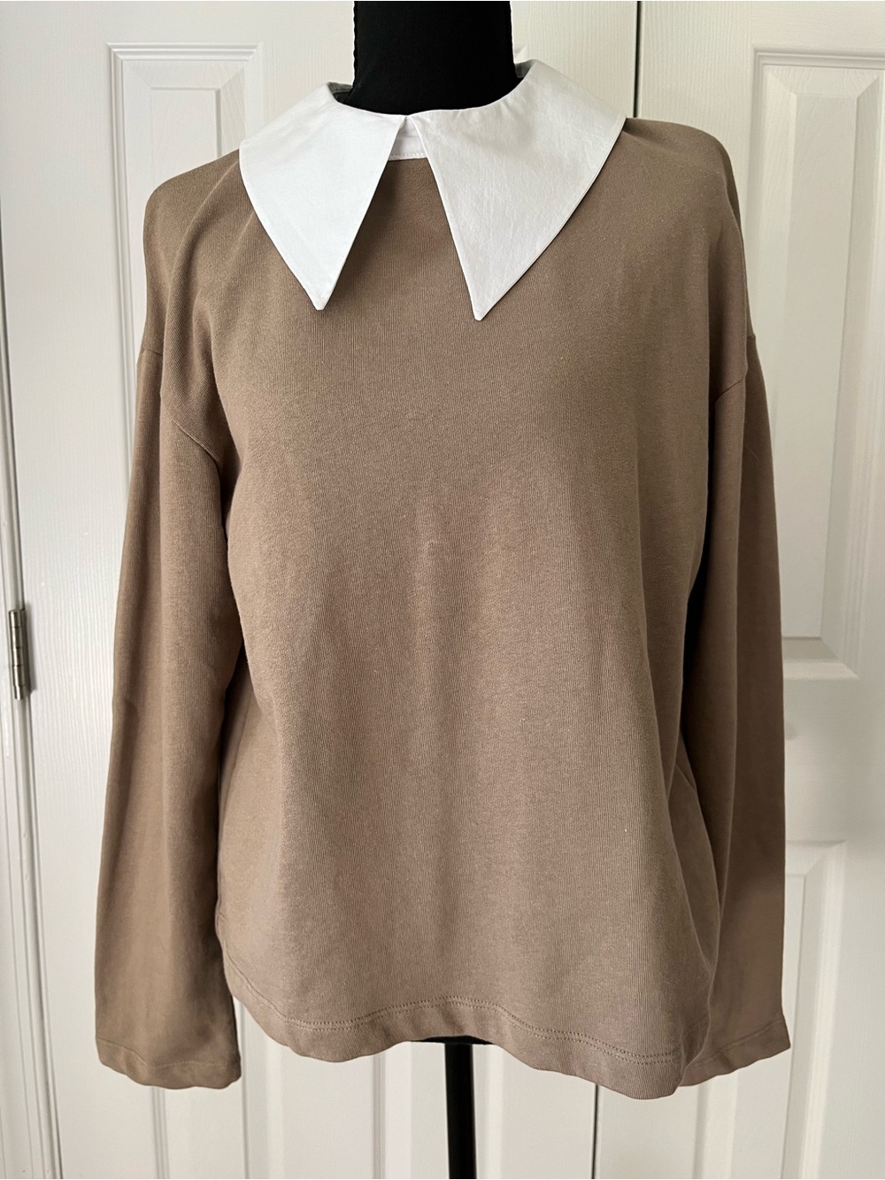 Zara Brown Contrast Collar Sweatshirt – Sz S EUC